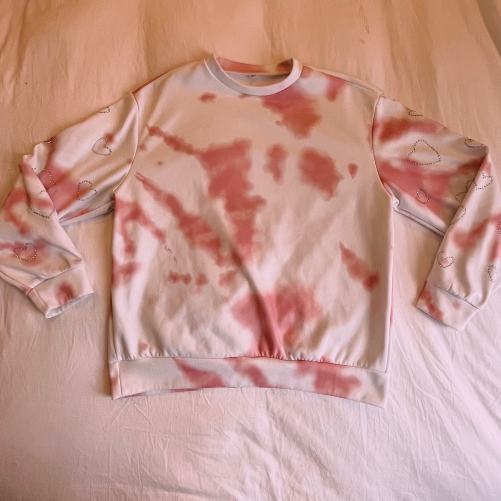 PINK TIE DYE JEWERL HEARTS CREWNECK